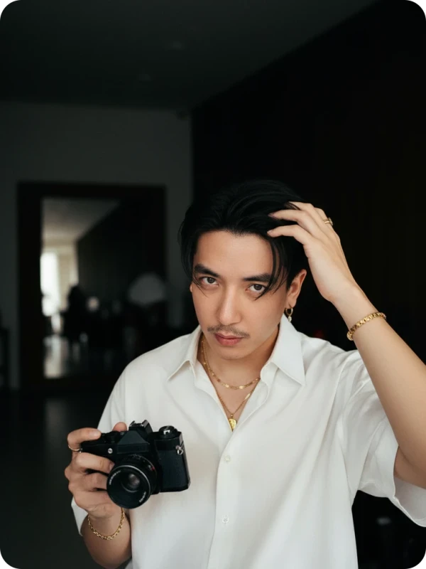 Direct Flash: Korean Elegance & Analog Grain